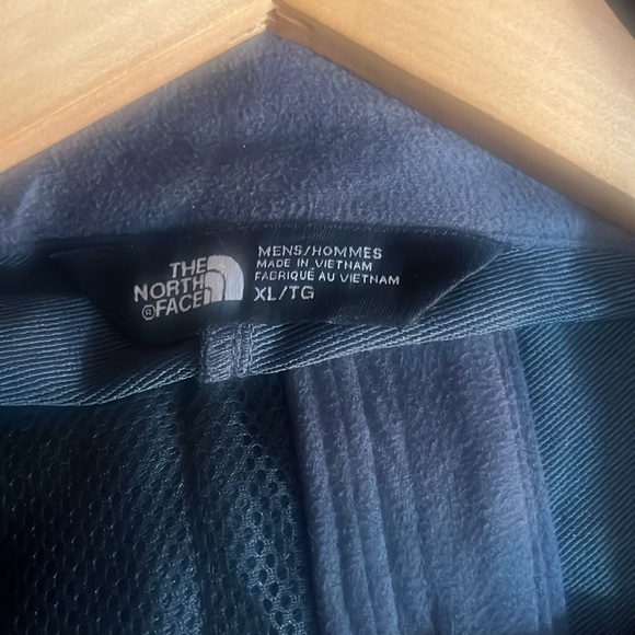 NORTH FACE SPRING/FALL JACKET - Picture 9 of 9